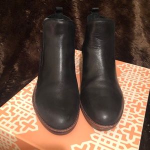 Gianni Bini soft genuine leather bootie